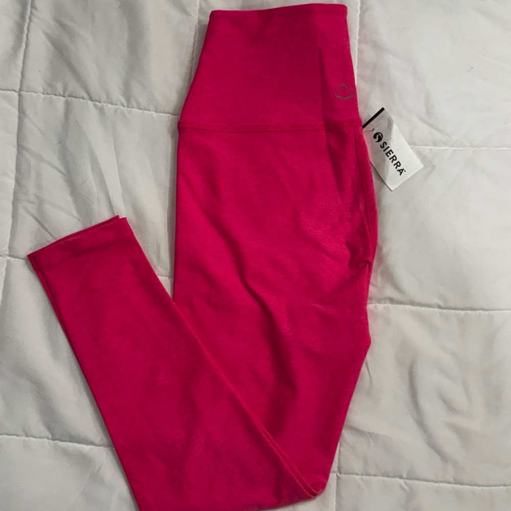 NWT Beyond Yoga Bright Pink Leggings- Size Large